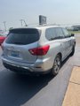 Used 2017 Nissan Pathfinder SL w/ SL Tech Package image 2