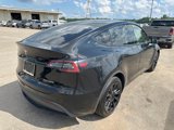 Used 2022 Tesla Model Y Long Range image 2