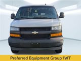 Used 2018 Chevrolet Express 2500 Extended image 2