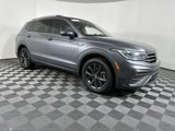 Used 2023 Volkswagen Tiguan SE image 2