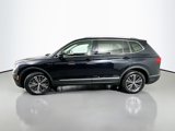 Used 2018 Volkswagen Tiguan SEL image 4