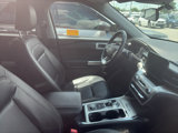 Certified 2021 Ford Explorer XLT w/ Equipment Group 202A image 5