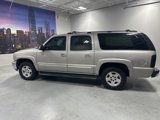Used 2004 Chevrolet Suburban LT w/ Preferred Equipment Group image 4
