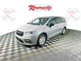 New 2025 Chrysler Pacifica Select image 3