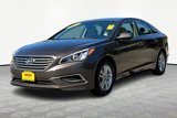 Used 2017 Hyundai Sonata SE image 2