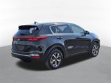 Used 2021 Kia Sportage LX image 3