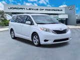 Used 2013 Toyota Sienna LE image 2