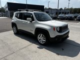 Used 2018 Jeep Renegade Latitude image 2
