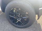 Used 2025 Chevrolet Colorado Trail Boss w/ Midnight Edition image 6
