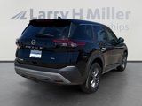 Used 2023 Nissan Rogue S image 5