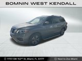 Used 2020 Nissan Pathfinder SL image 2