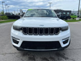 Used 2022 Jeep Grand Cherokee Limited w/ Luxury Tech Group II image 3
