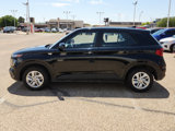 Used 2021 Hyundai Venue SE image 2