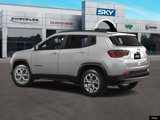 New 2025 Jeep Compass Latitude image 4