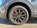 Used 2024 Volkswagen Tiguan SE image 4