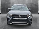 Used 2022 Volkswagen Taos SE image 2
