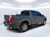 Used 2017 Nissan Titan SV image 3