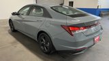 Used 2022 Hyundai Elantra SEL image 5