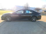 Used 2023 Toyota Camry SE image 2