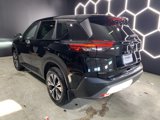 Used 2023 Nissan Rogue SV image 3