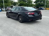 Used 2023 Toyota Camry SE image 3