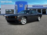Used 2023 Dodge Challenger SXT image 2
