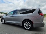 Used 2020 Chrysler Pacifica Limited image 5