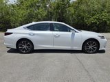 Used 2022 Lexus ES 350 w/ Premium Package image 2
