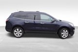 Used 2017 Chevrolet Traverse LT w/ Style and Technology Package image 3