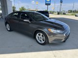 Used 2018 Ford Fusion SE image 3