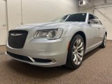 Used 2020 Chrysler 300 Touring w/ Chrome Appearance Package image 5