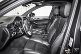 Used 2021 Porsche Macan S image 2