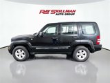 Used 2012 Jeep Liberty Sport image 4