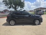 Used 2022 Nissan Rogue Sport S image 2