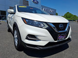 Used 2020 Nissan Rogue Sport SV image 2