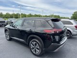 Used 2023 Nissan Rogue SV image 3
