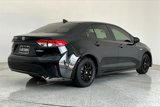 Used 2020 Toyota Corolla LE image 2