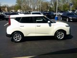 Used 2022 Kia Soul LX w/ Technology Package image 6