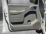Used 2018 Nissan Frontier SV image 2