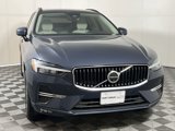 Used 2022 Volvo XC60 B5 Momentum image 3