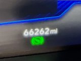 Used 2022 Volkswagen Taos SE w/ Panoramic Sunroof Package image 4