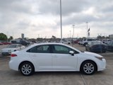 Used 2023 Toyota Corolla LE image 2