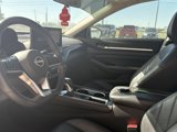 Used 2023 Nissan Altima 2.5 SR w/ SR Premium Package image 4