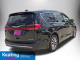 Used 2021 Chrysler Pacifica Touring-L image 5