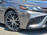 Used 2022 Toyota Camry SE image 4