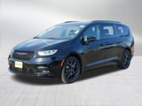 New 2025 Chrysler Pacifica Limited w/ Trailer Tow Group image 3