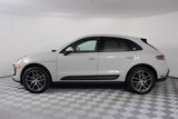 Used 2025 Porsche Macan image 2