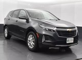 Used 2023 Chevrolet Equinox LT image 2