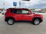 Used 2018 Jeep Renegade Latitude w/ Cold Weather Group image 4