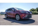 Used 2023 Toyota Sienna Platinum image 4